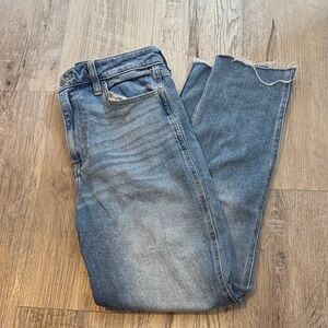 Hollister Ultra High Rise Mom Jean